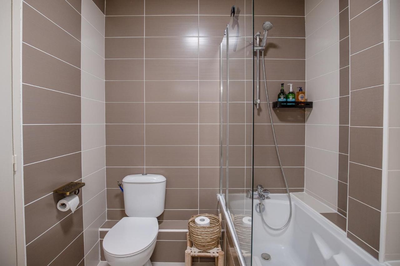 Appartement Spacieux 1 Chambre Parking Gratuit ヴァランス エクステリア 写真