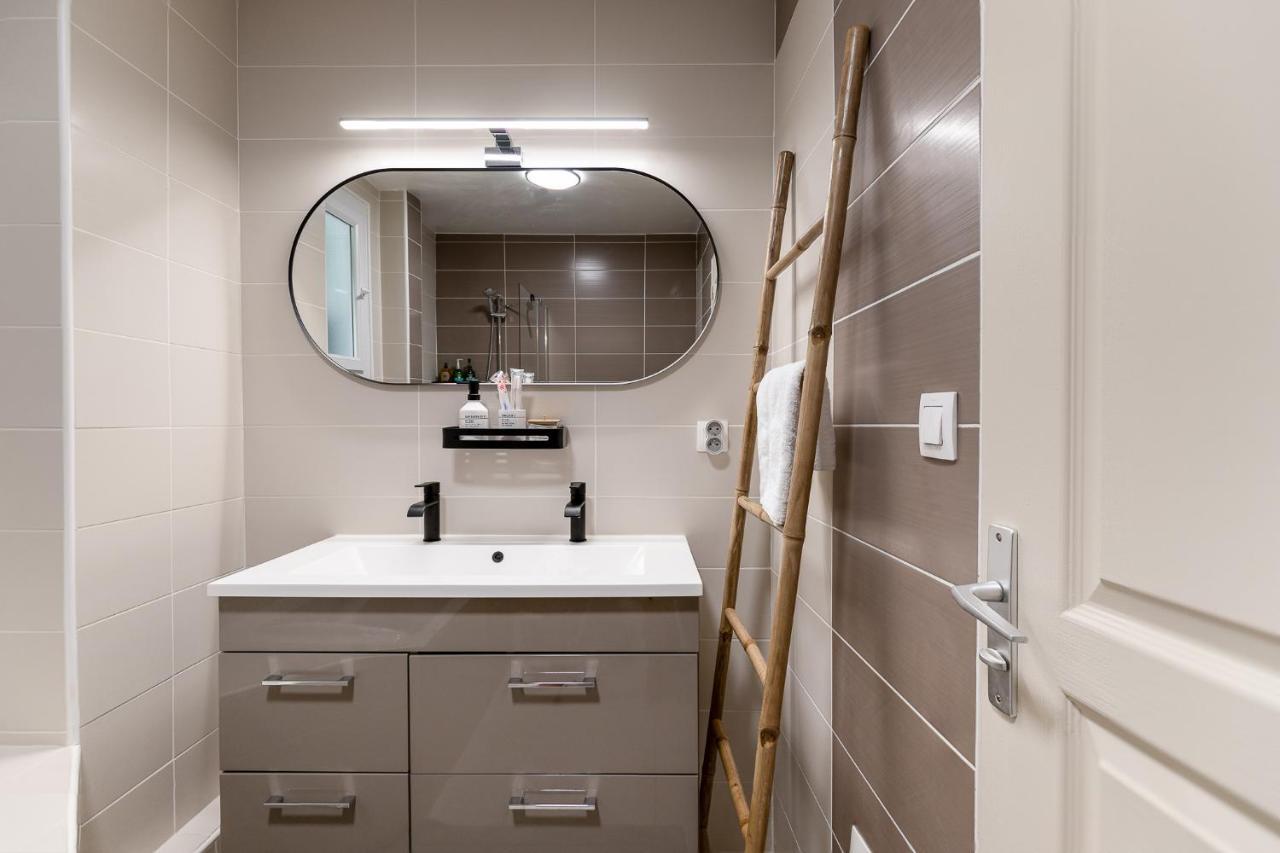 Appartement Spacieux 1 Chambre Parking Gratuit ヴァランス エクステリア 写真