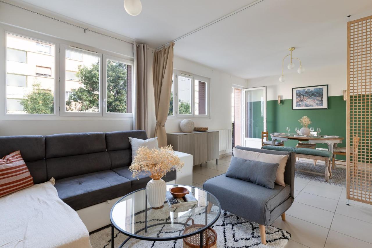 Appartement Spacieux 1 Chambre Parking Gratuit ヴァランス エクステリア 写真
