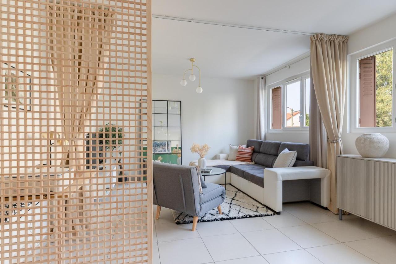 Appartement Spacieux 1 Chambre Parking Gratuit ヴァランス エクステリア 写真