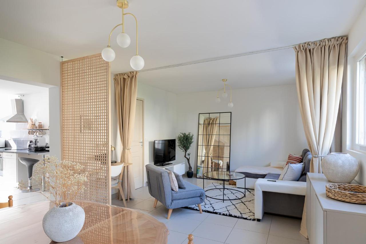 Appartement Spacieux 1 Chambre Parking Gratuit ヴァランス エクステリア 写真