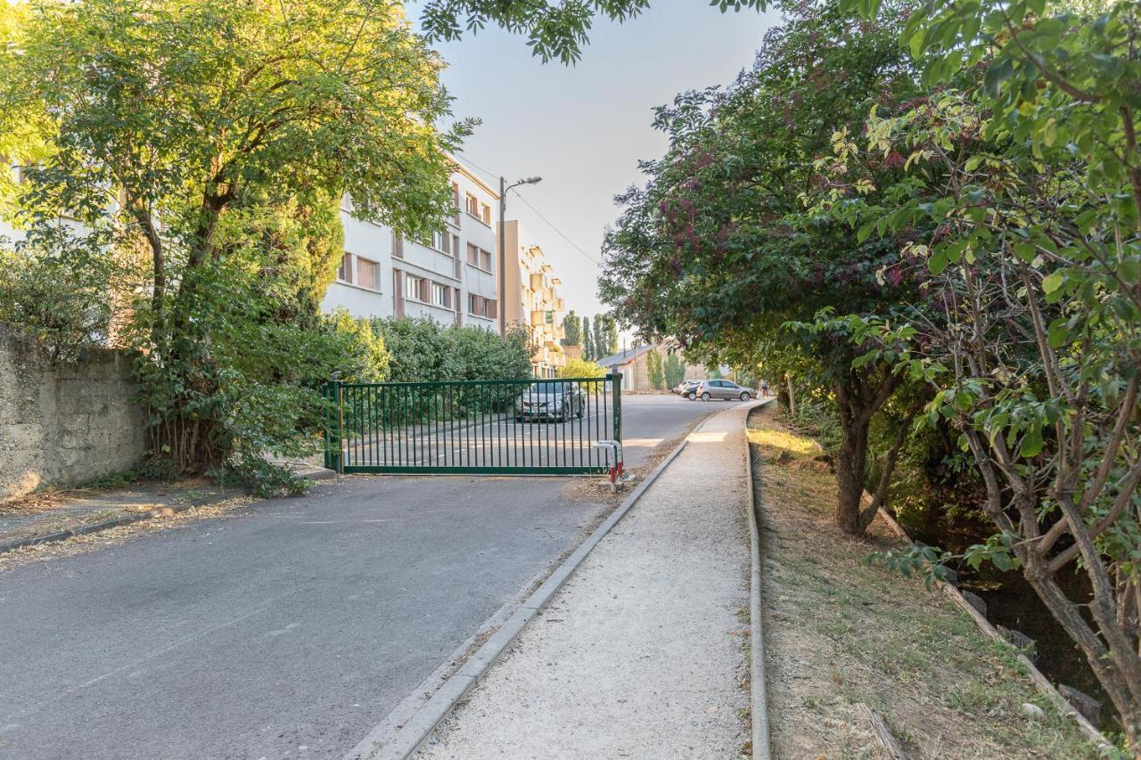 Appartement Spacieux 1 Chambre Parking Gratuit ヴァランス エクステリア 写真